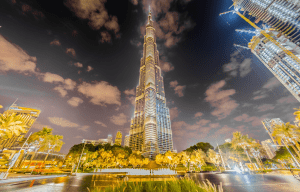 ブルジュ・ハリファ | 高さ828メートルの高さを誇る世界一の高いビル  (ドバイタワー・カリフ・タワー)